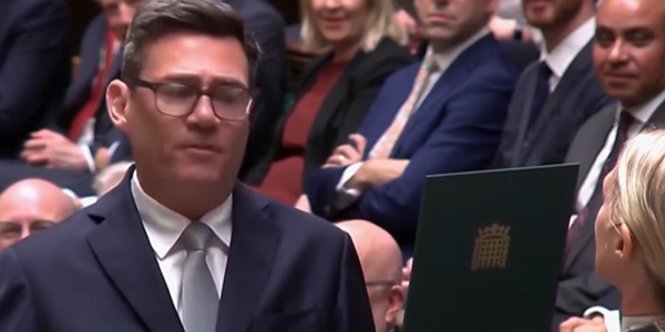 669_Burnham sworn in.jpg